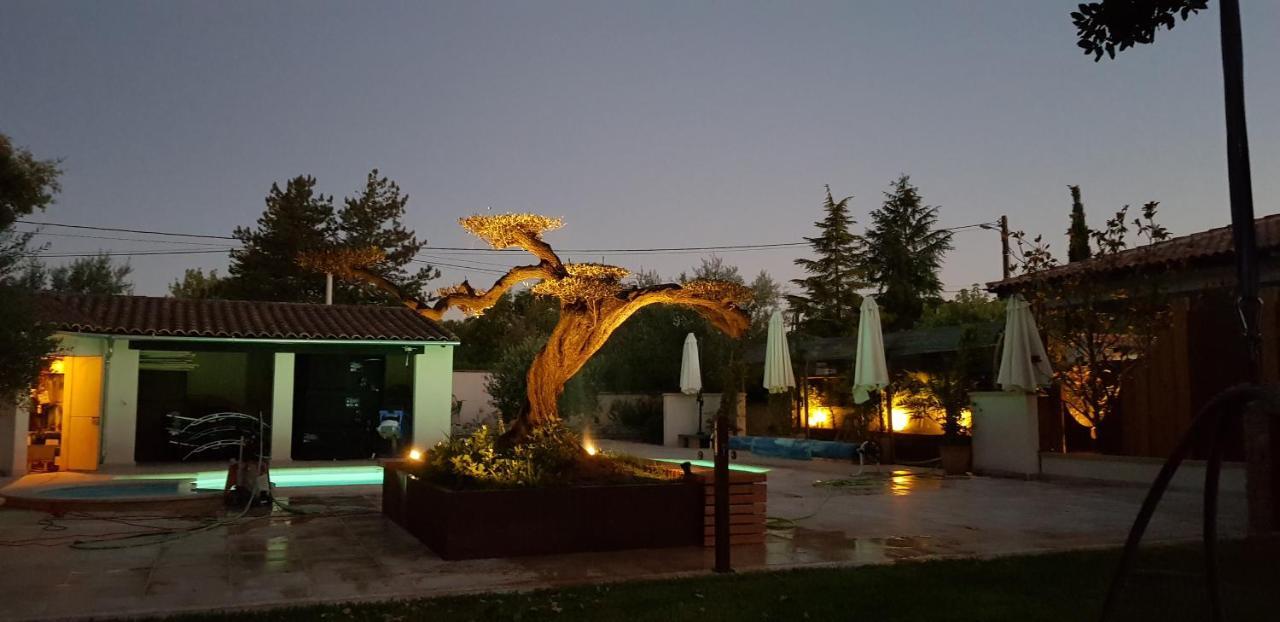 Les Gites De L'Arbousier Quissac  Екстериор снимка